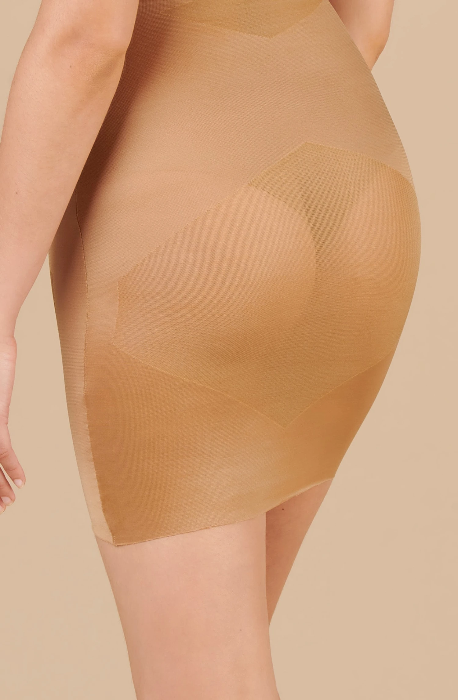 Clotilde - Biscuit 7 Clotilde - Biscuit – Image 5